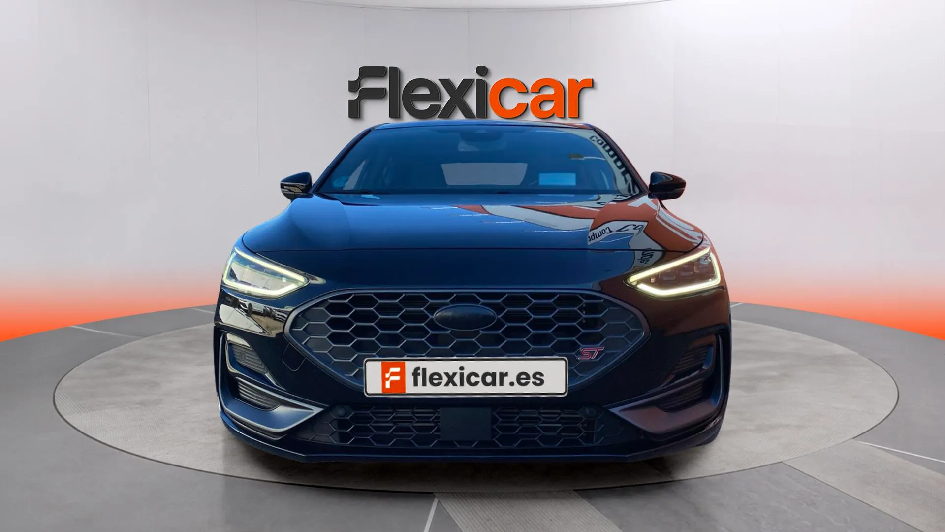 Ford Focus 2.3 EcoBoost ST - foto 2