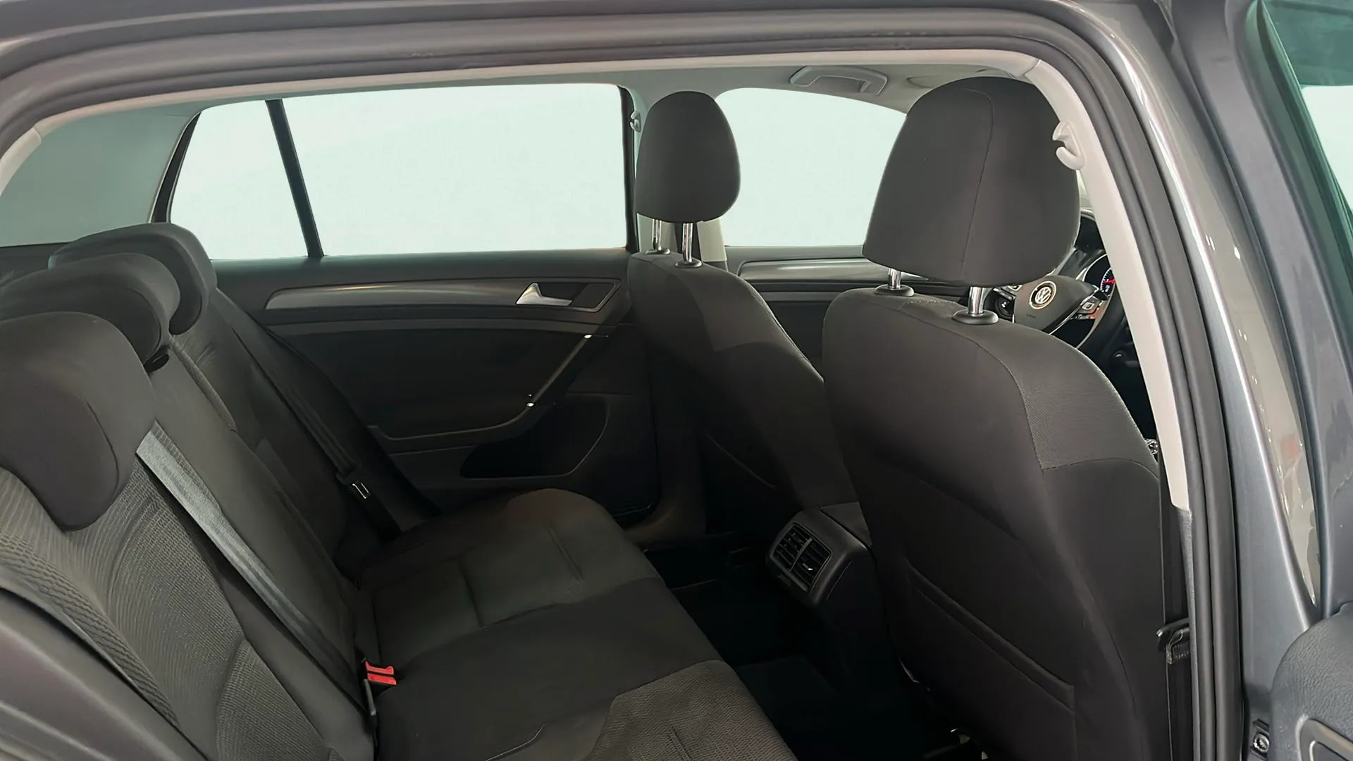 Volkswagen Golf Advance 1.4 TSI - foto 18