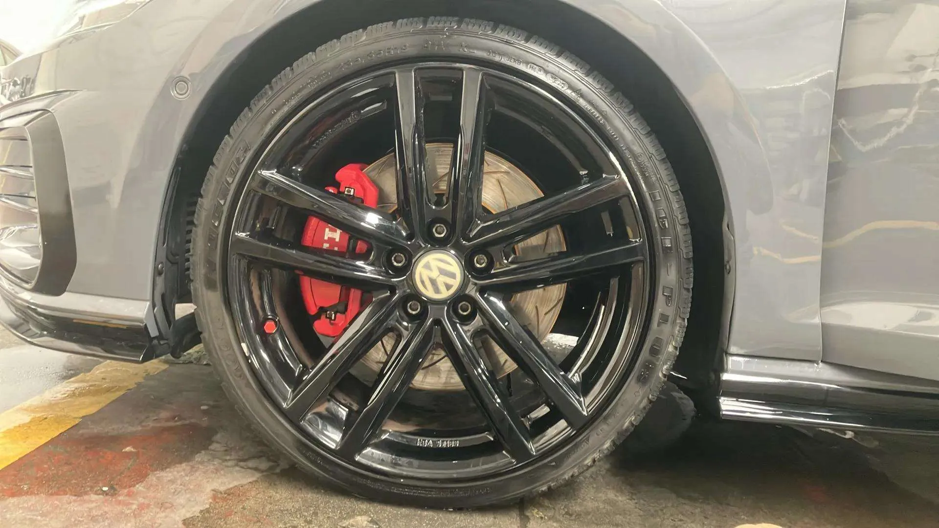Volkswagen Golf GTI TCR 2.0 TSI DSG - foto 24