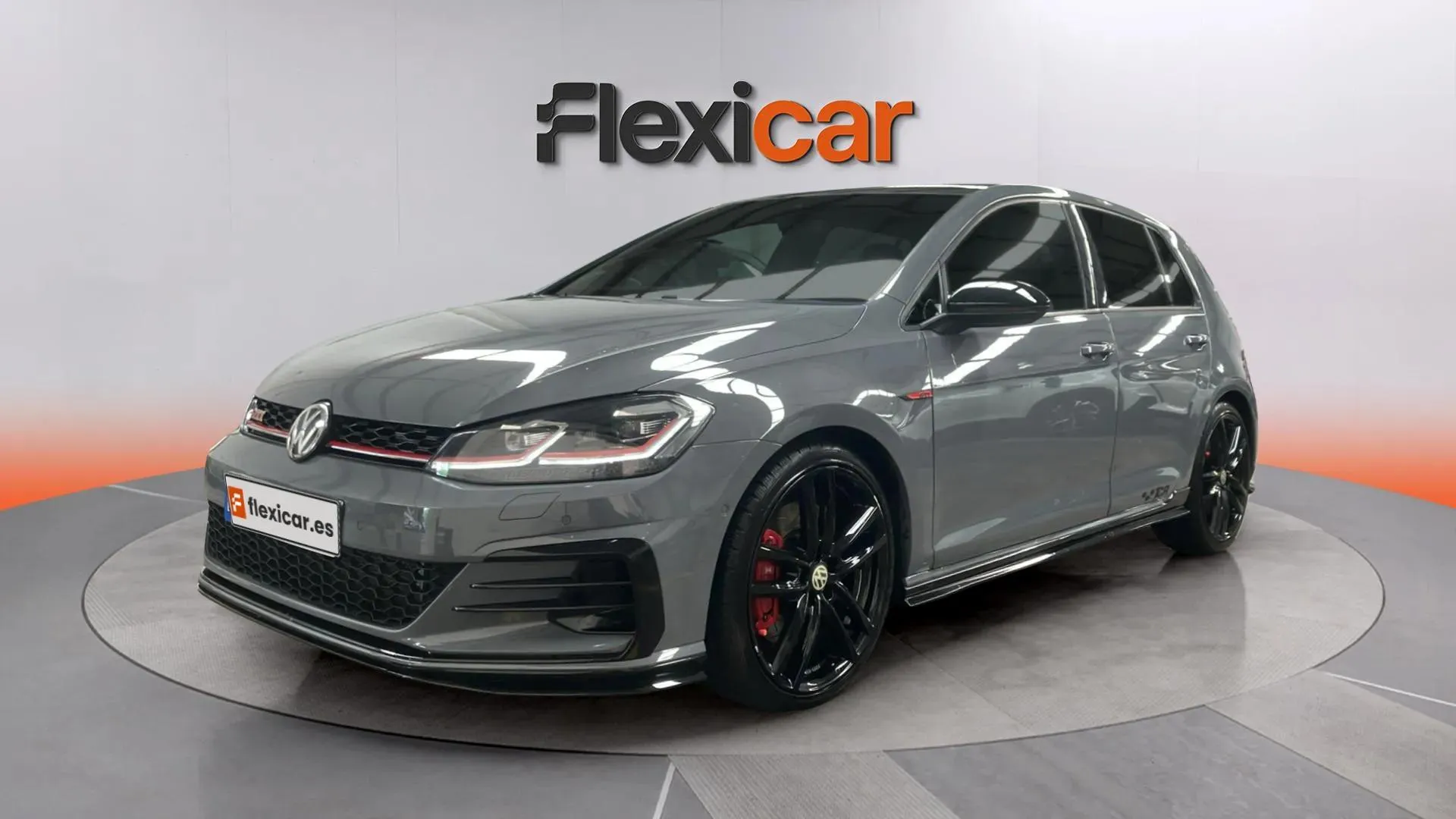 Volkswagen Golf GTI TCR 2.0 TSI DSG - foto 3