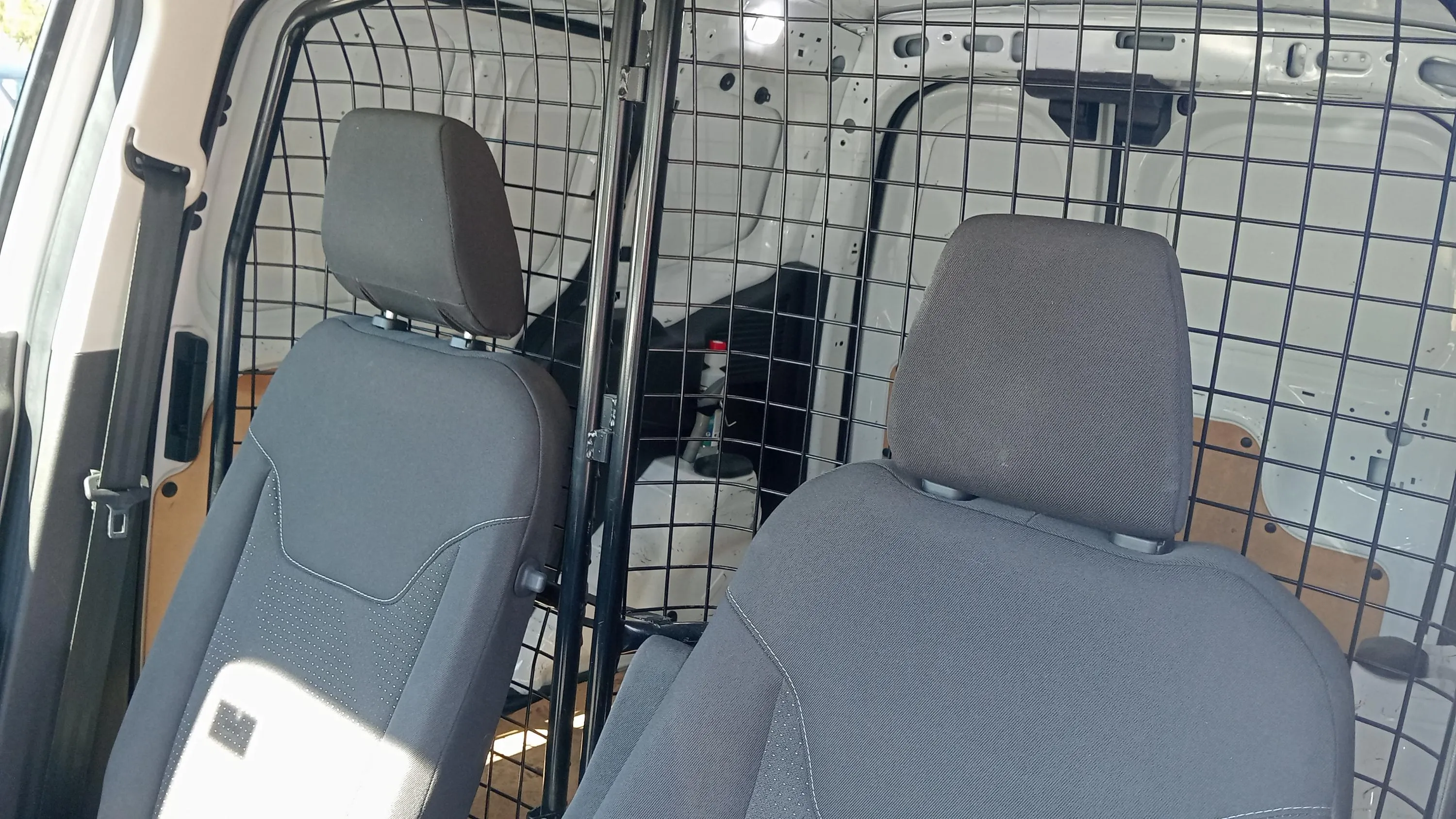 Ford Transit 1.5cc - foto 23