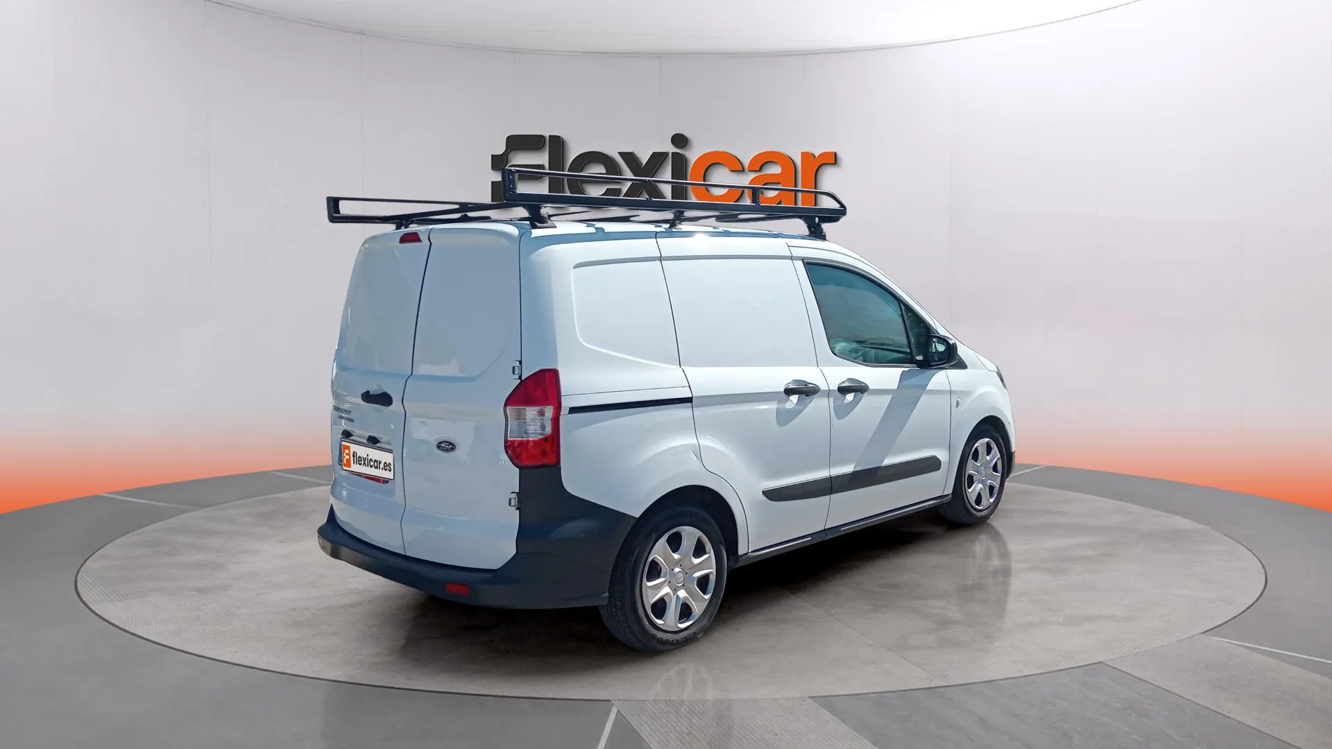 Ford Transit 1.5cc - foto 10