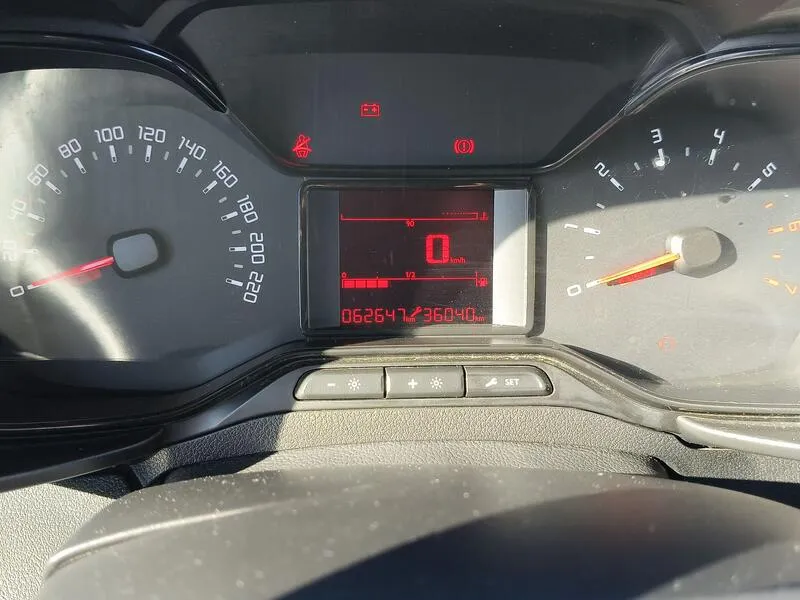 Citroën Berlingo BlueHDi 100 Control - foto 18