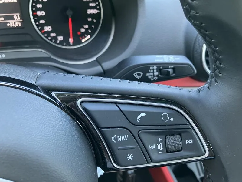 Audi Q2 Sport 30 TFSI - foto 39