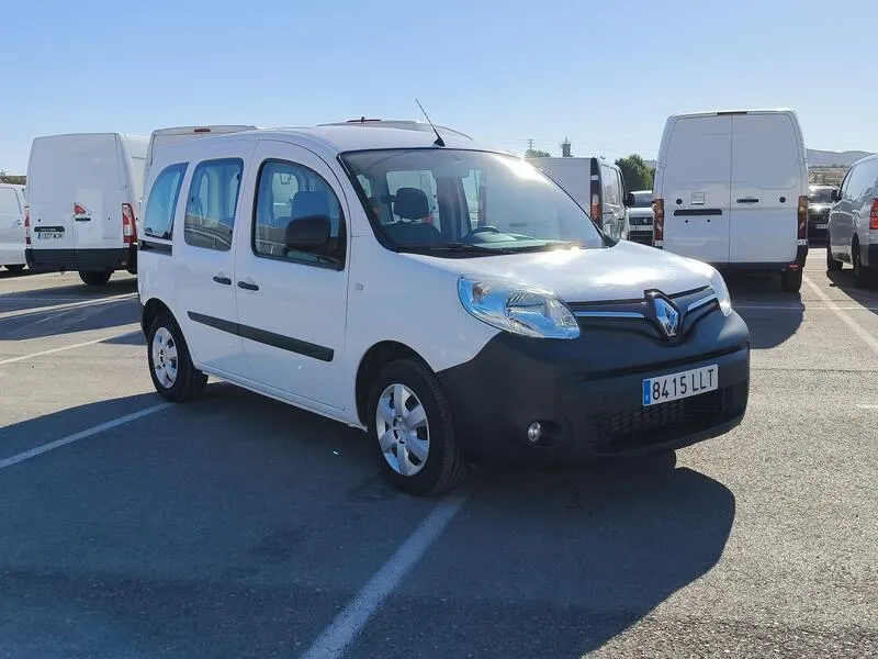 Renault Kangoo Blue dCi - foto 8