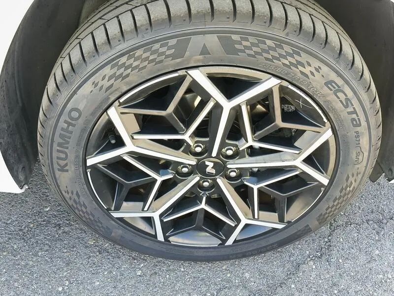 Hyundai Tucson 1.6 T-GDi HEV N-Line Sky - foto 42