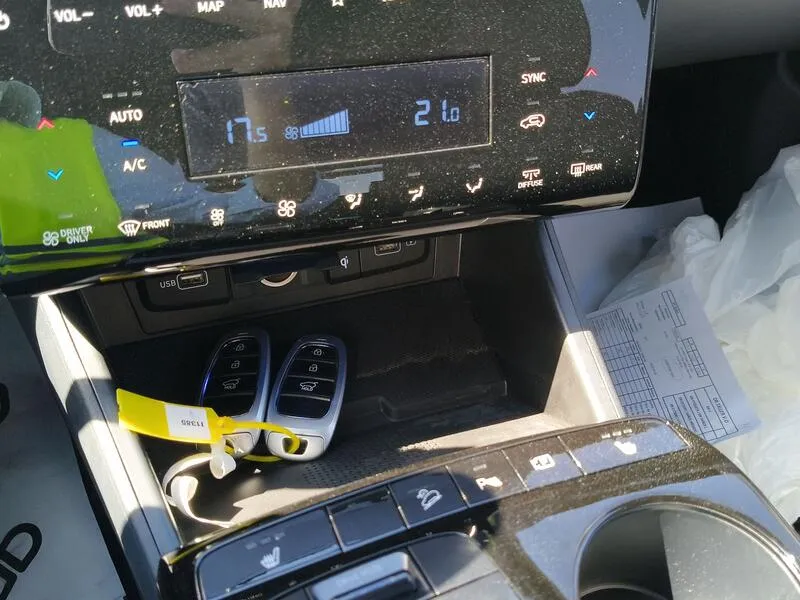 Hyundai Tucson 1.6 T-GDi HEV N-Line Sky - foto 12