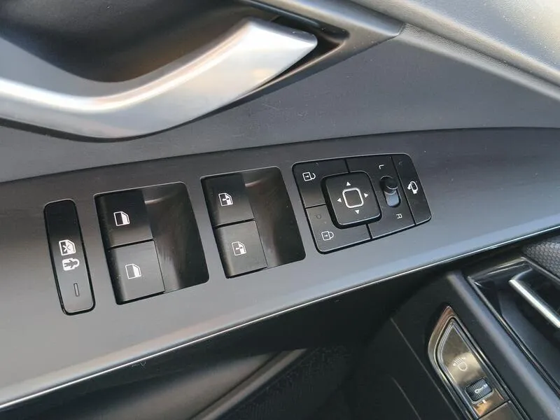 Kia Niro Hybrid Drive 1.6 - foto 27