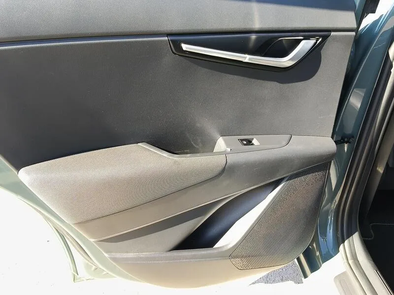 Kia Niro Hybrid Drive 1.6 - foto 34