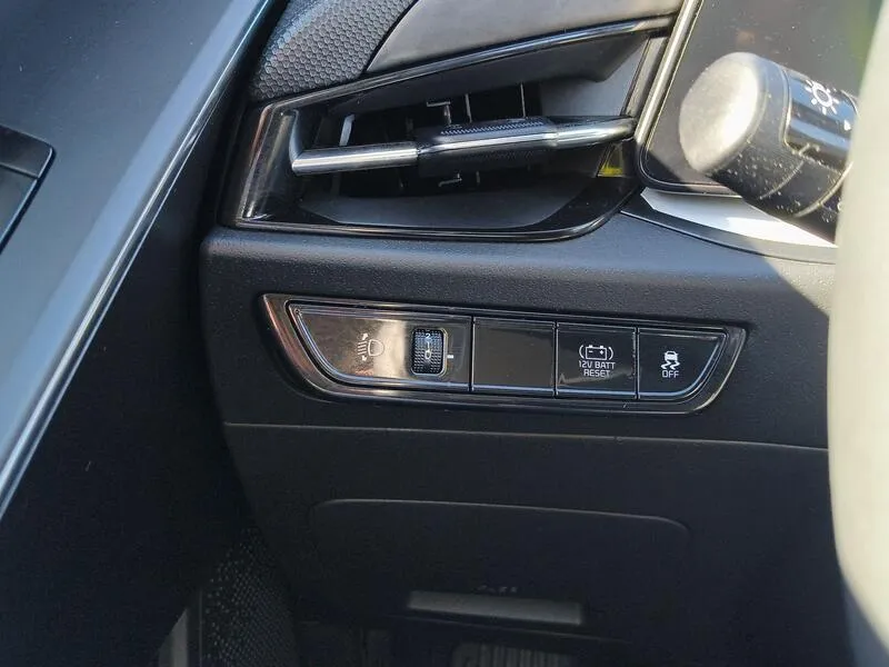 Kia Niro Hybrid Drive 1.6 - foto 26