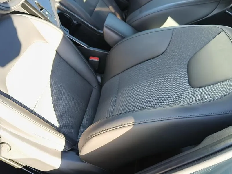 Kia Niro Hybrid Drive 1.6 - foto 29
