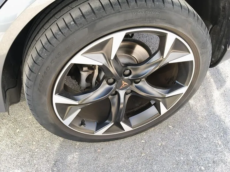 Cupra Formentor 1.5 TSI - foto 47