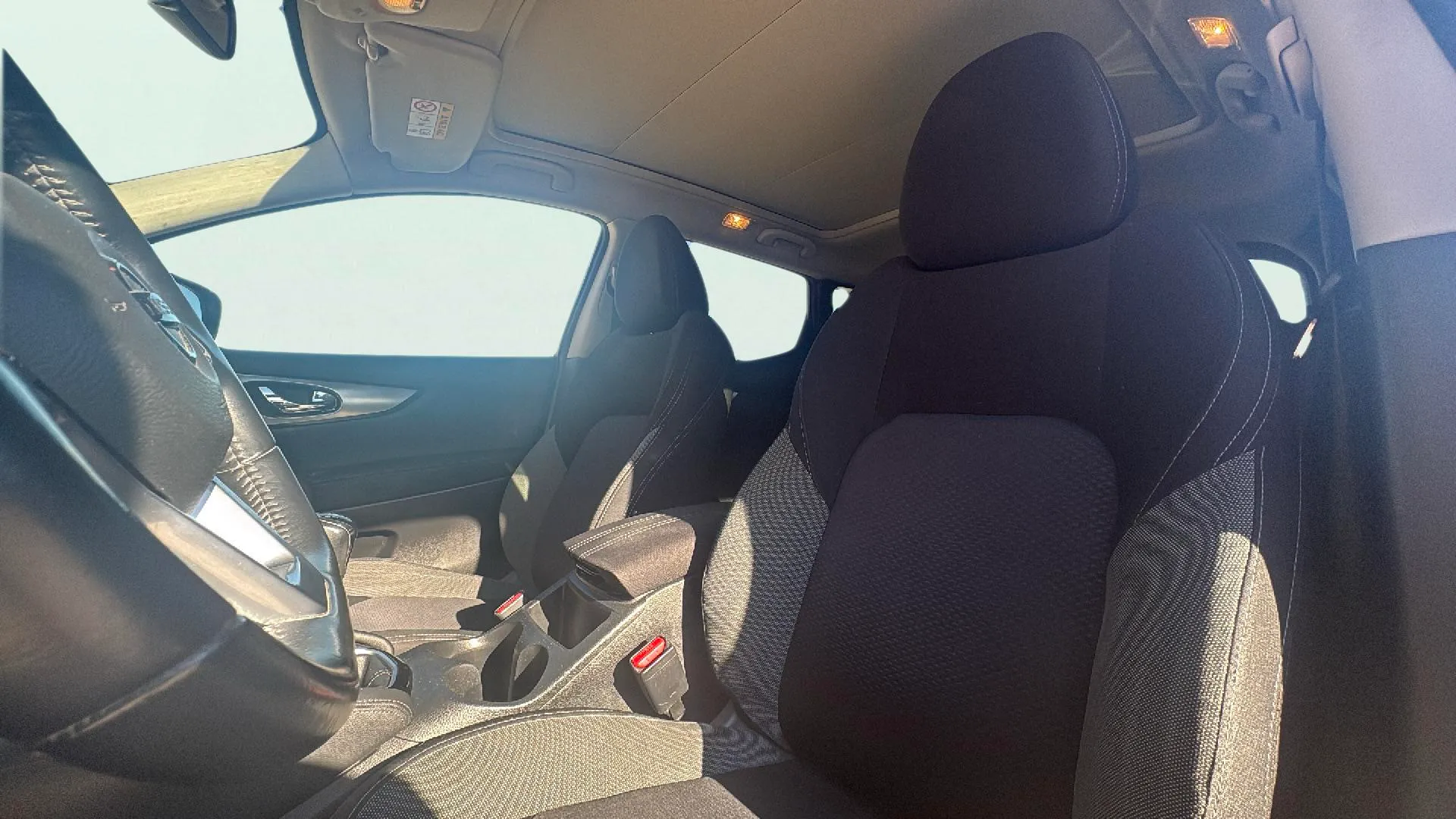 Nissan Qashqai DIG-T N-Connecta - foto 8