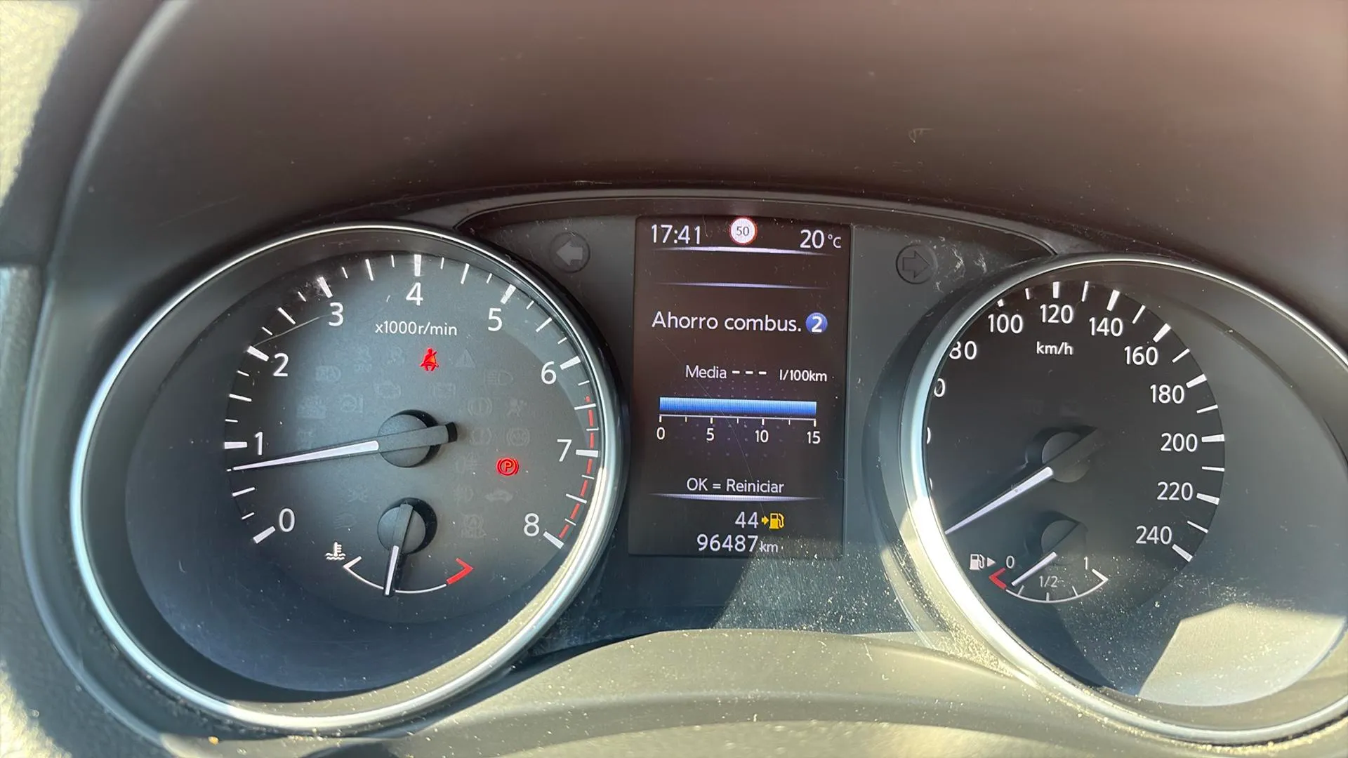 Nissan Qashqai DIG-T N-Connecta - foto 13