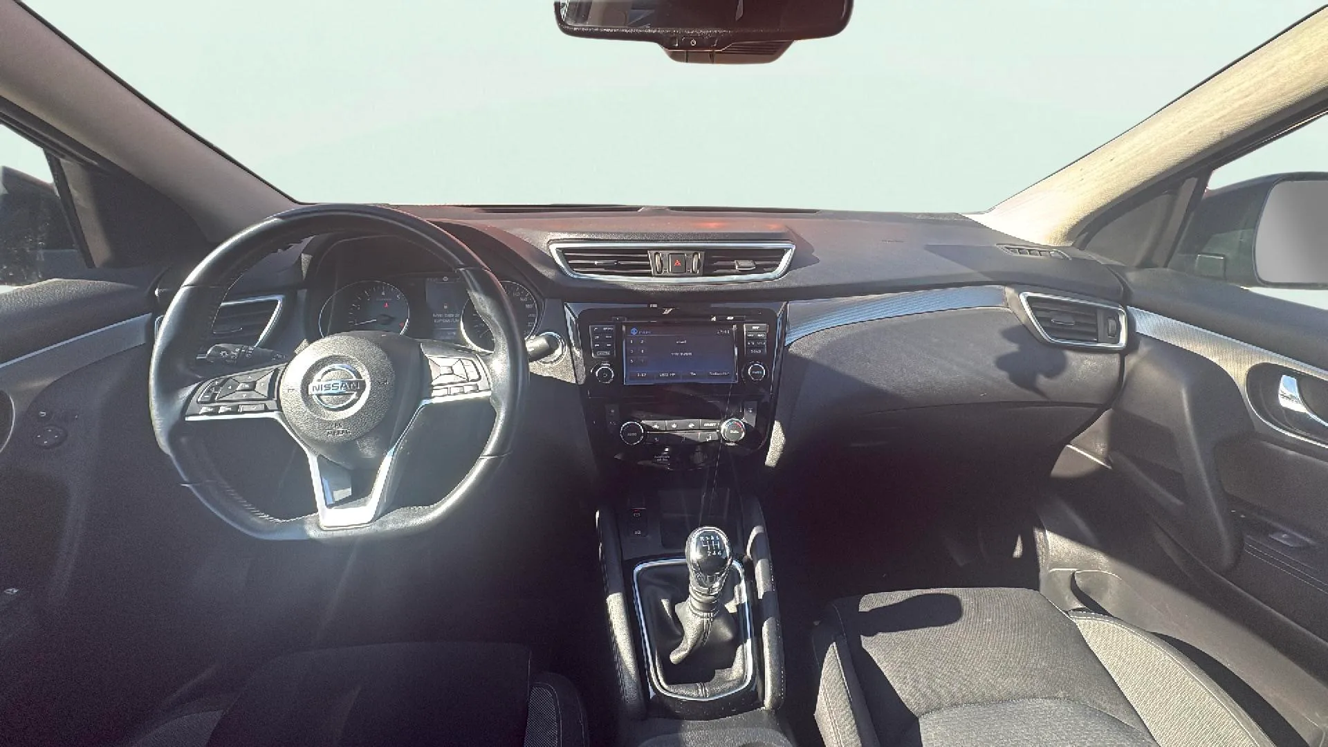 Nissan Qashqai DIG-T N-Connecta - foto 11
