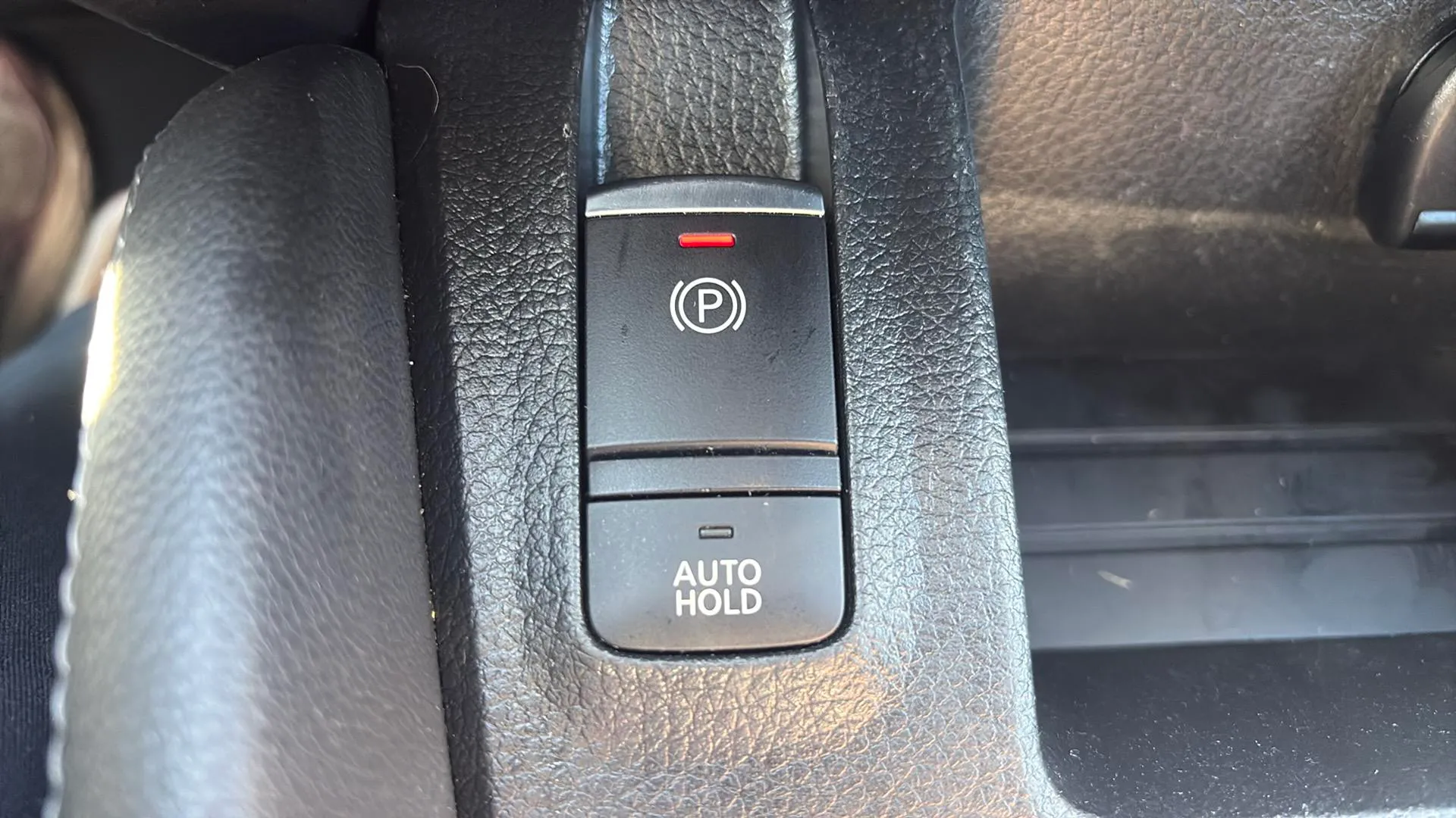 Nissan Qashqai DIG-T N-Connecta - foto 23