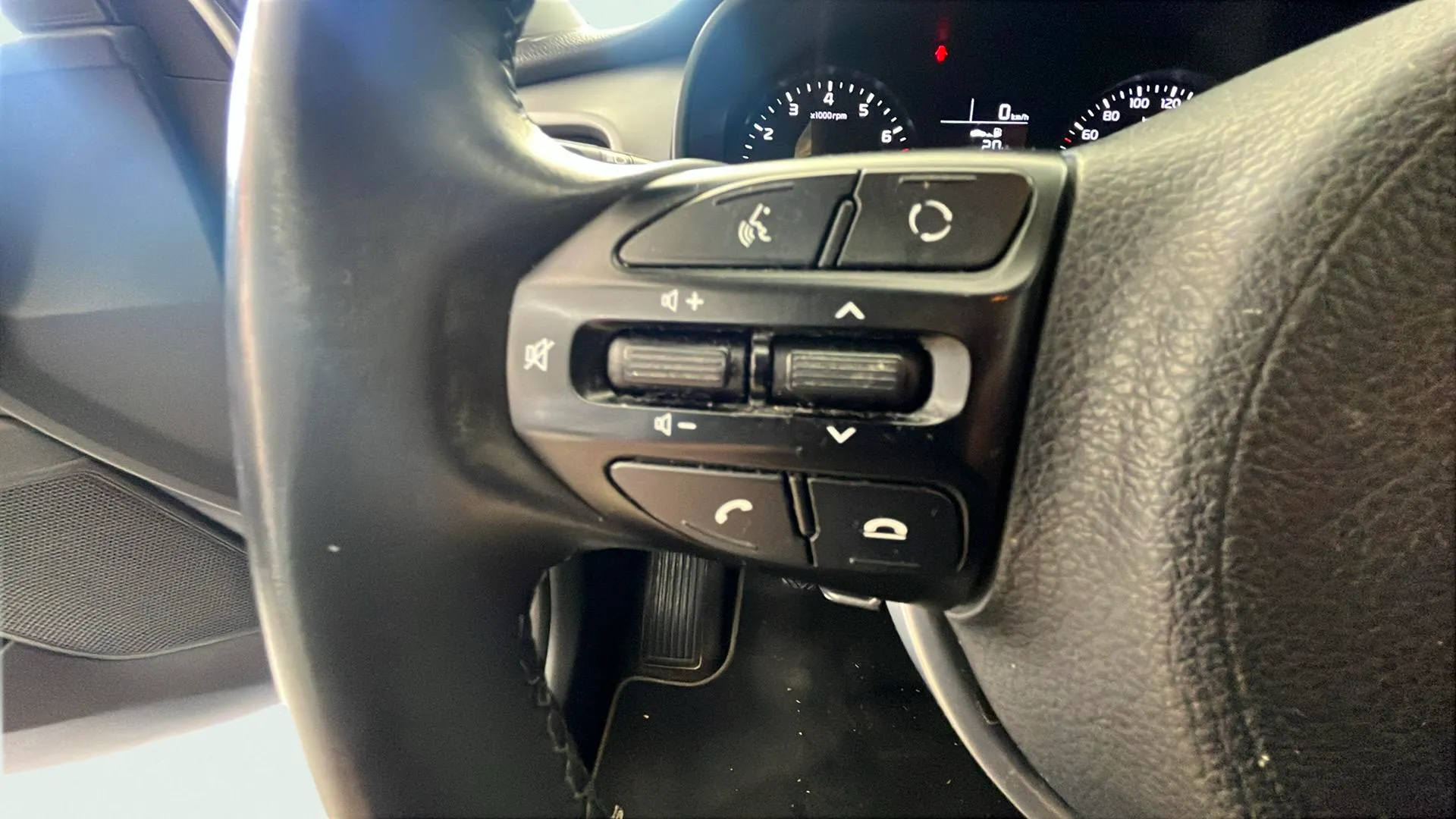 Kia Stonic 1.0 T-GDi Drive Eco-Dynam - foto 23