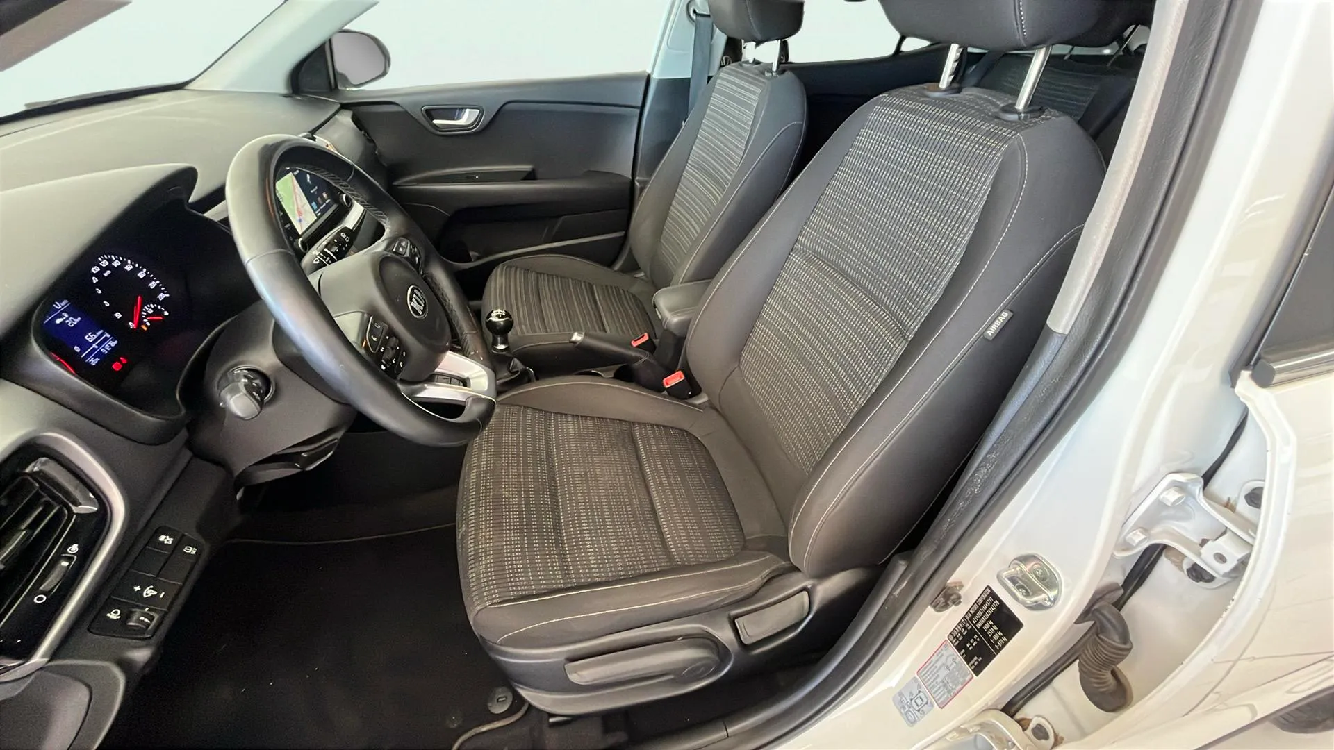 Kia Stonic 1.0 T-GDi Drive Eco-Dynam - foto 12