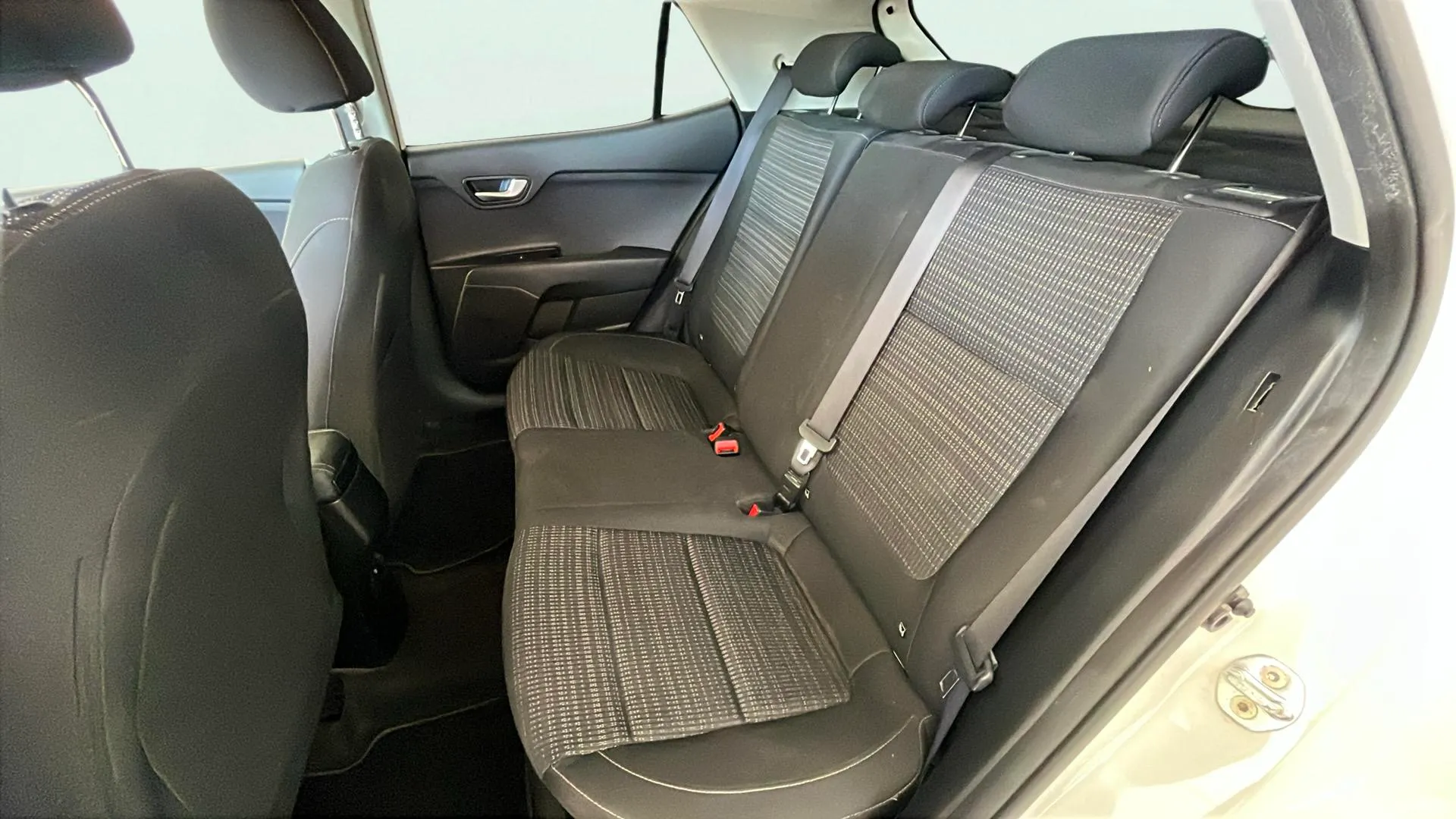 Kia Stonic 1.0 T-GDi Drive Eco-Dynam - foto 13