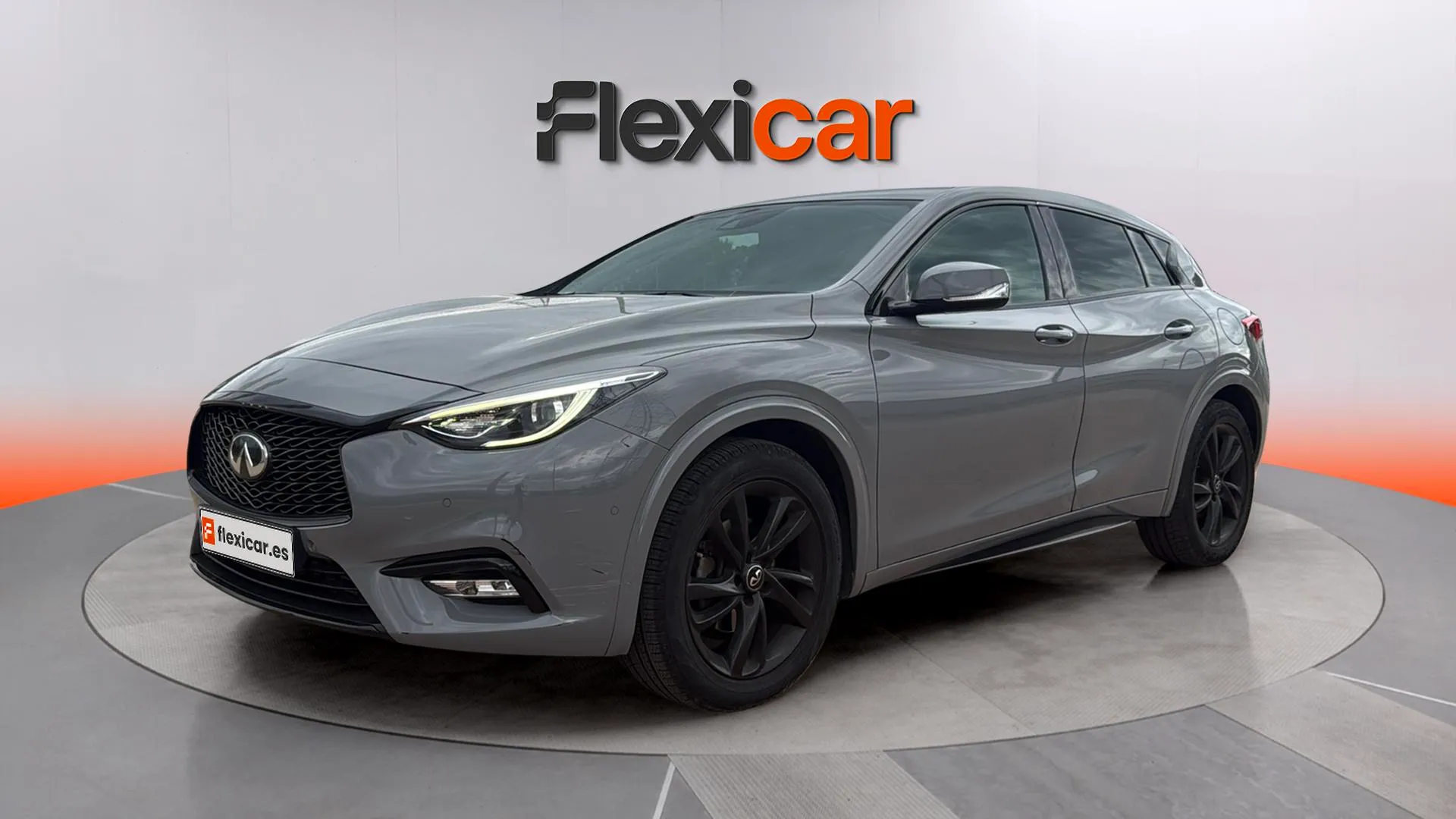 Infiniti Q30 1.6TC Premium Tech 7DCT - foto 3