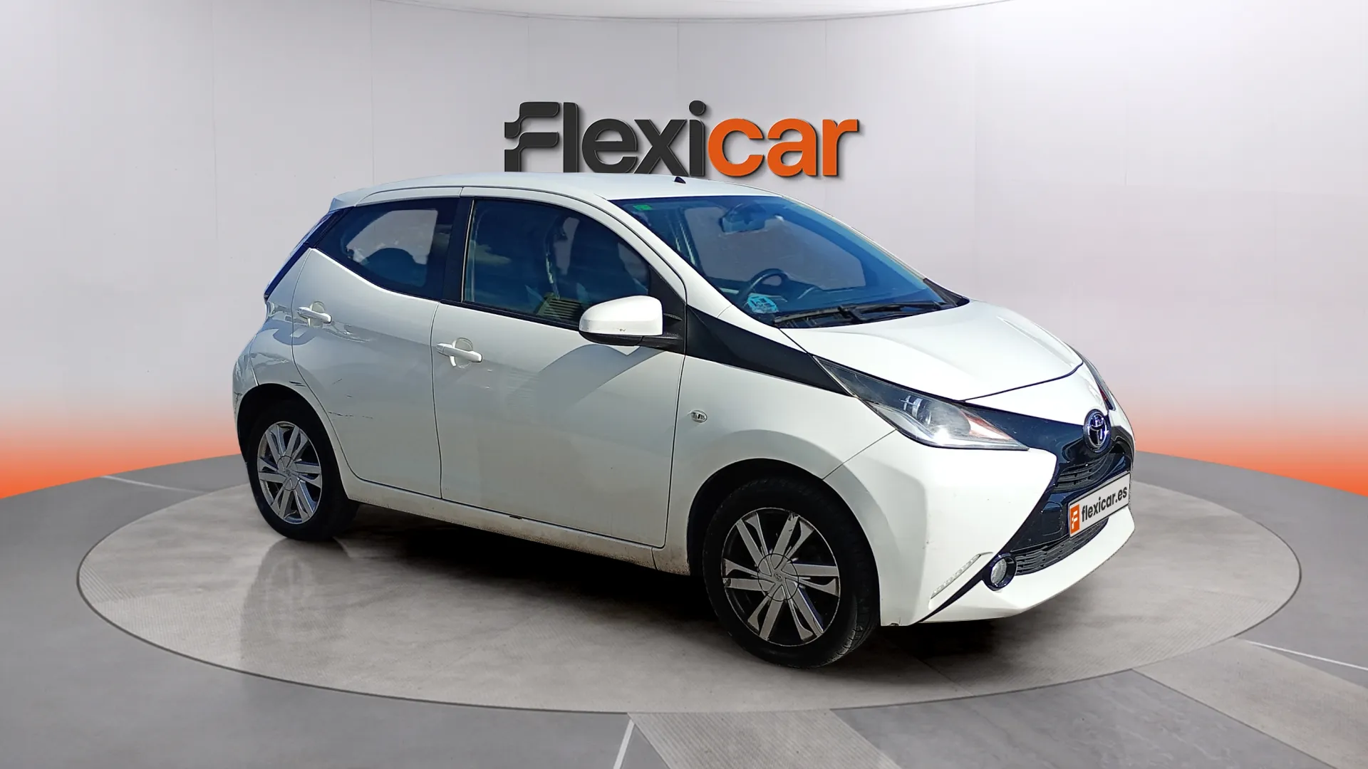 Toyota Aygo 1.0 70 x-play