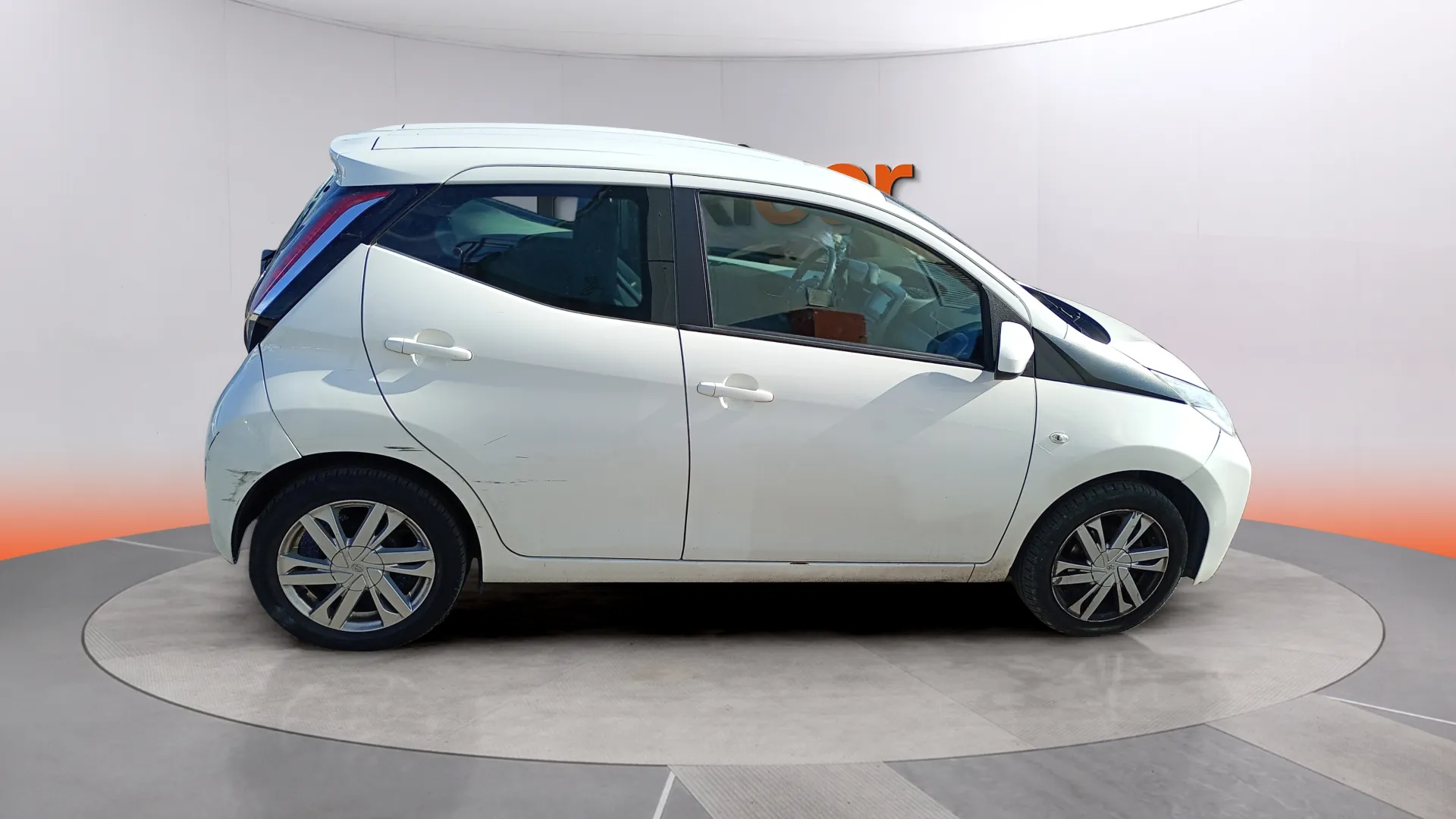 Toyota Aygo 1.0 70 x-play - foto 5
