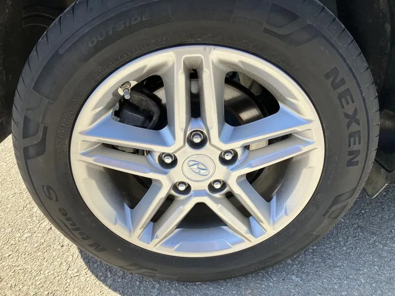 Hyundai Kona T-GDi Maxx 4x2 - foto 25