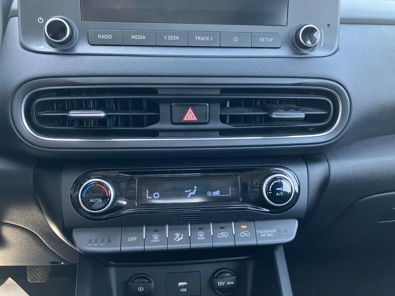 Hyundai Kona T-GDi Maxx 4x2 - foto 37