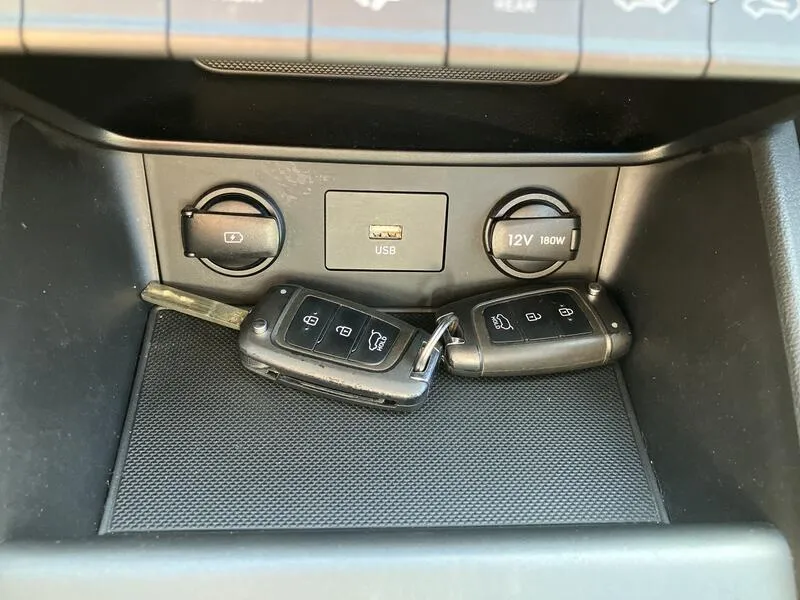 Hyundai Kona T-GDi Maxx 4x2 - foto 40