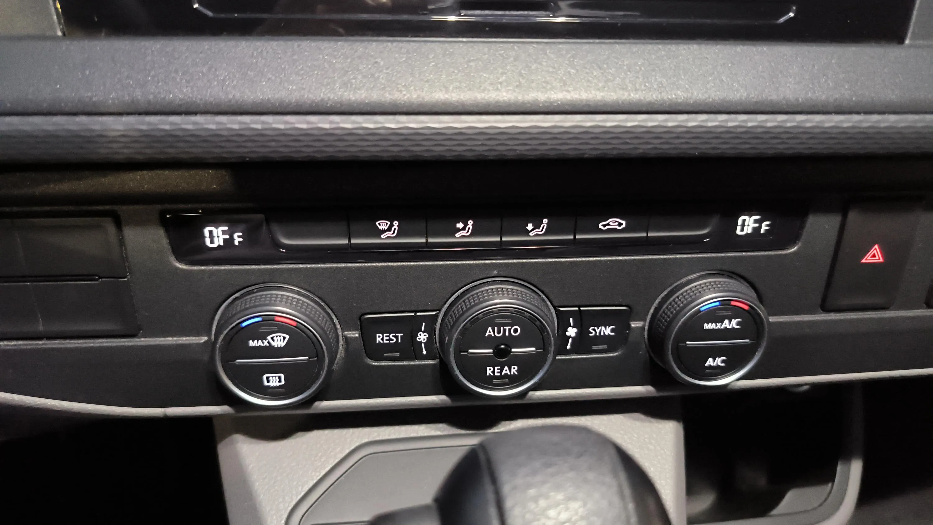 Volkswagen Caravelle Origin Larga 2.0 TDI BMT DSG - foto 17