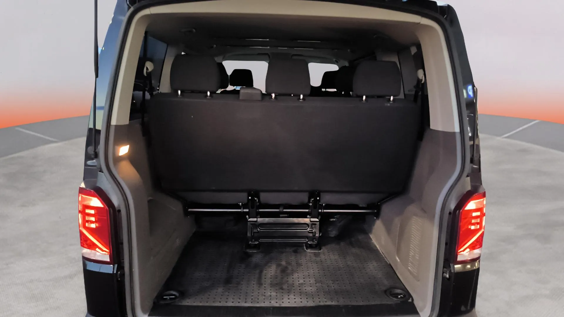 Volkswagen Caravelle Origin Larga 2.0 TDI BMT DSG - foto 10