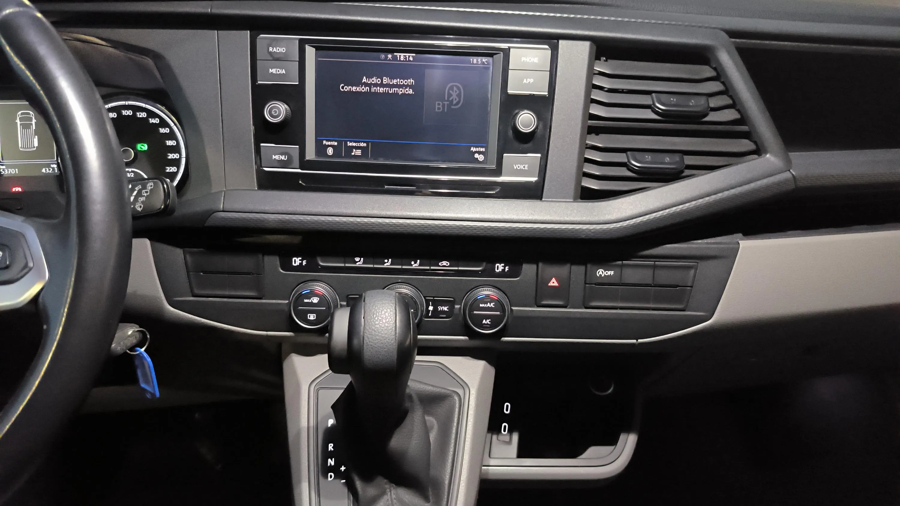 Volkswagen Caravelle Origin Larga 2.0 TDI BMT DSG - foto 23
