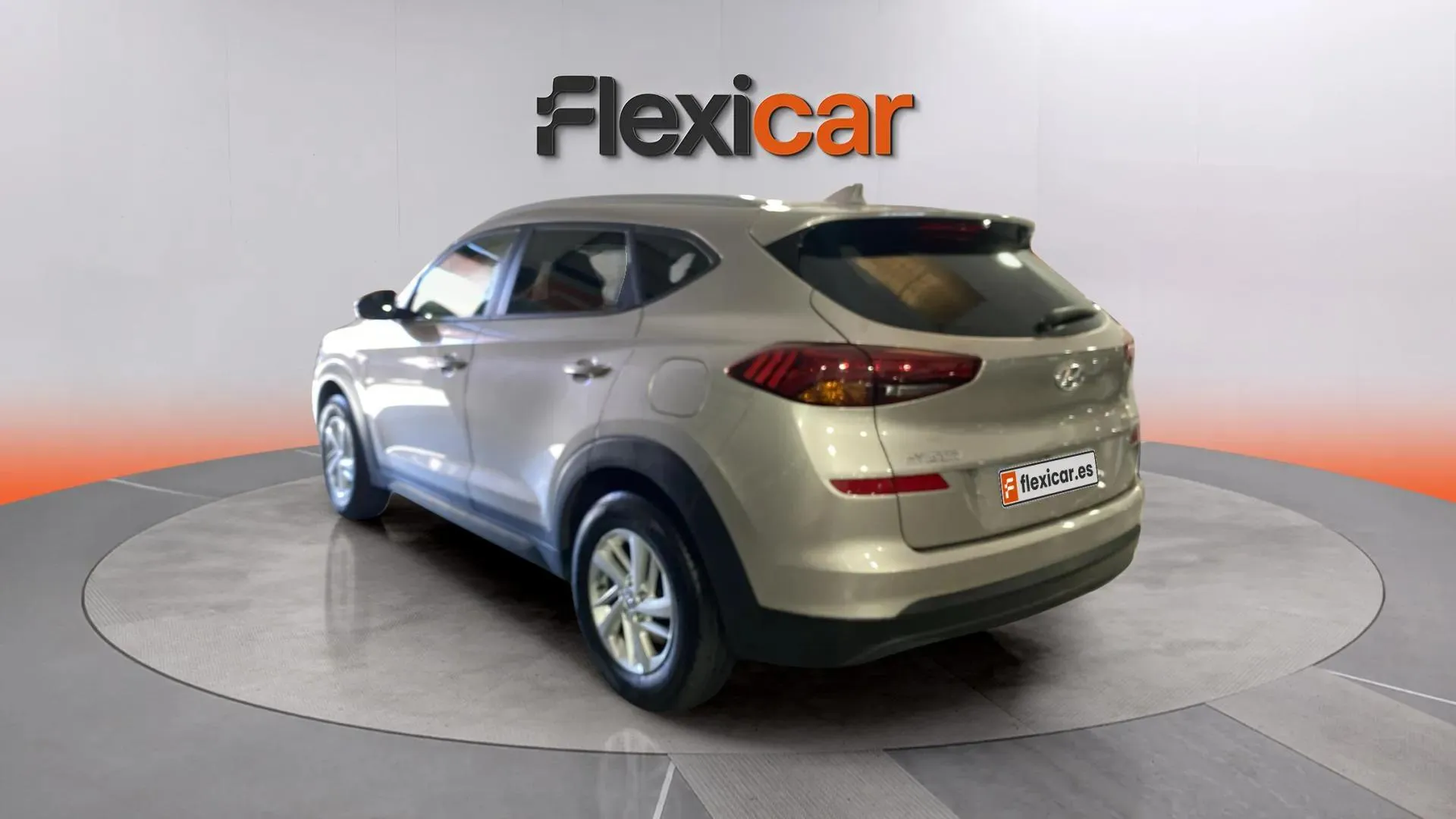 Hyundai Tucson GDI Klass 4x2 1591 cm³ - foto 7