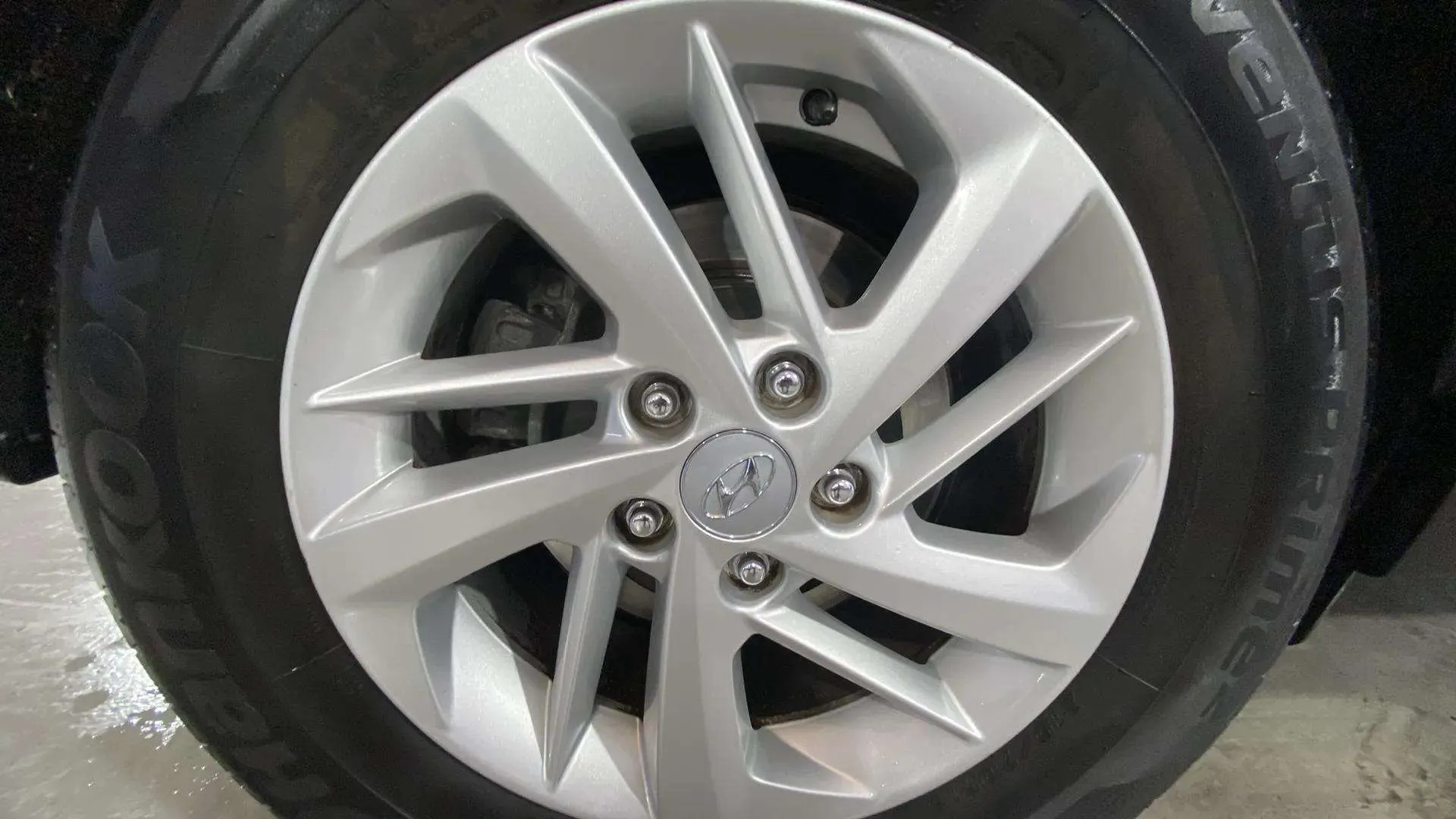 Hyundai Tucson GDI Klass 4x2 1591 cm³ - foto 22