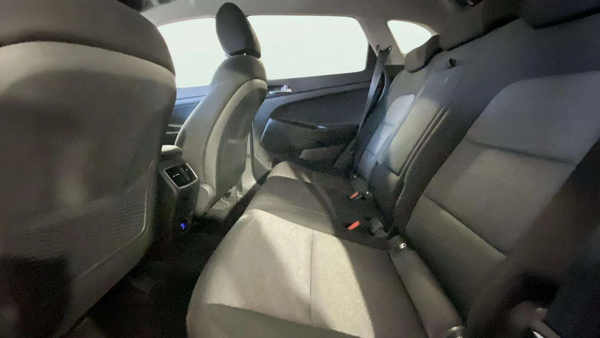 Hyundai Tucson GDI Klass 4x2 1591 cm³ - foto 15