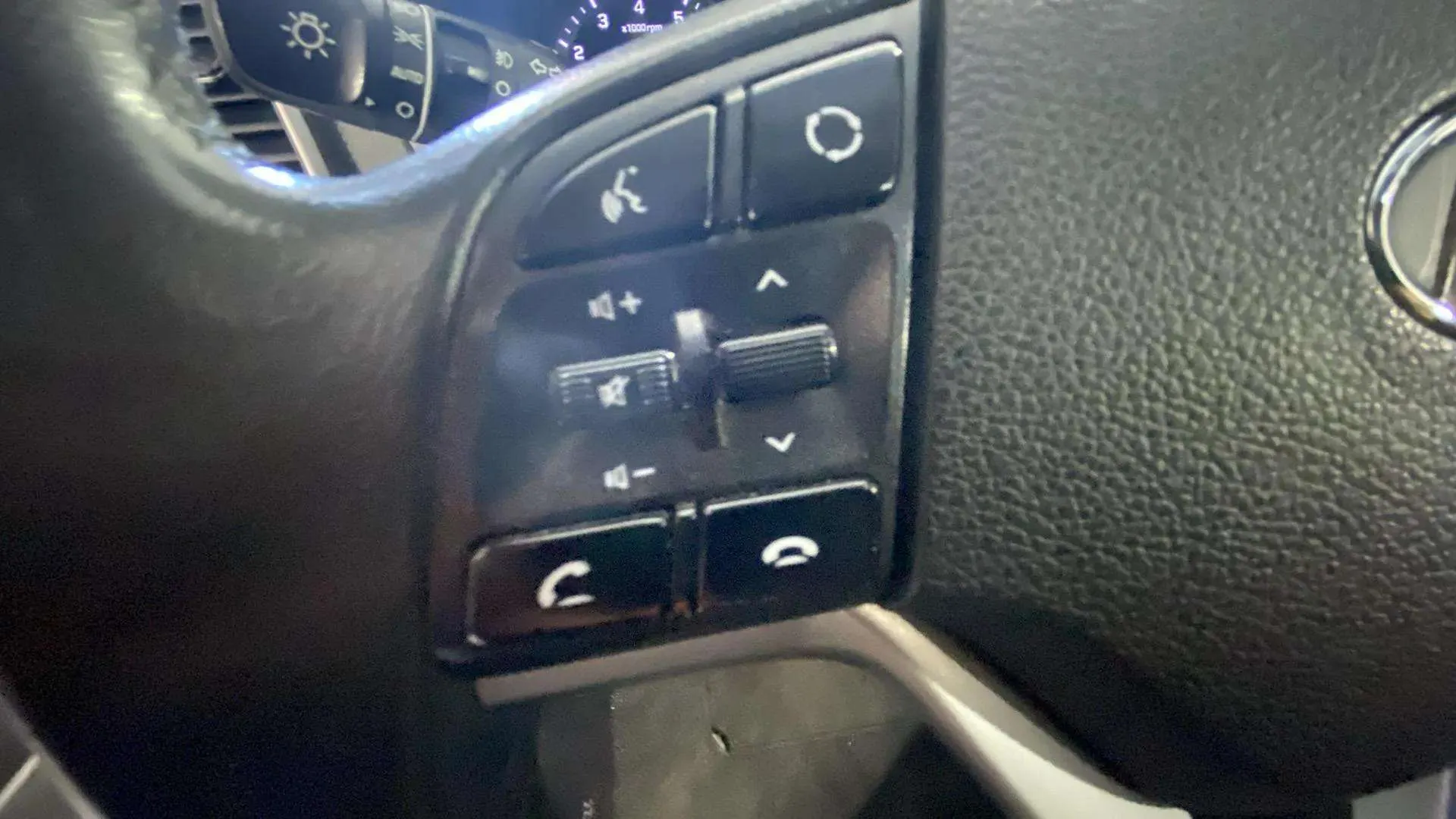 Hyundai Tucson GDI Klass 4x2 1591 cm³ - foto 17