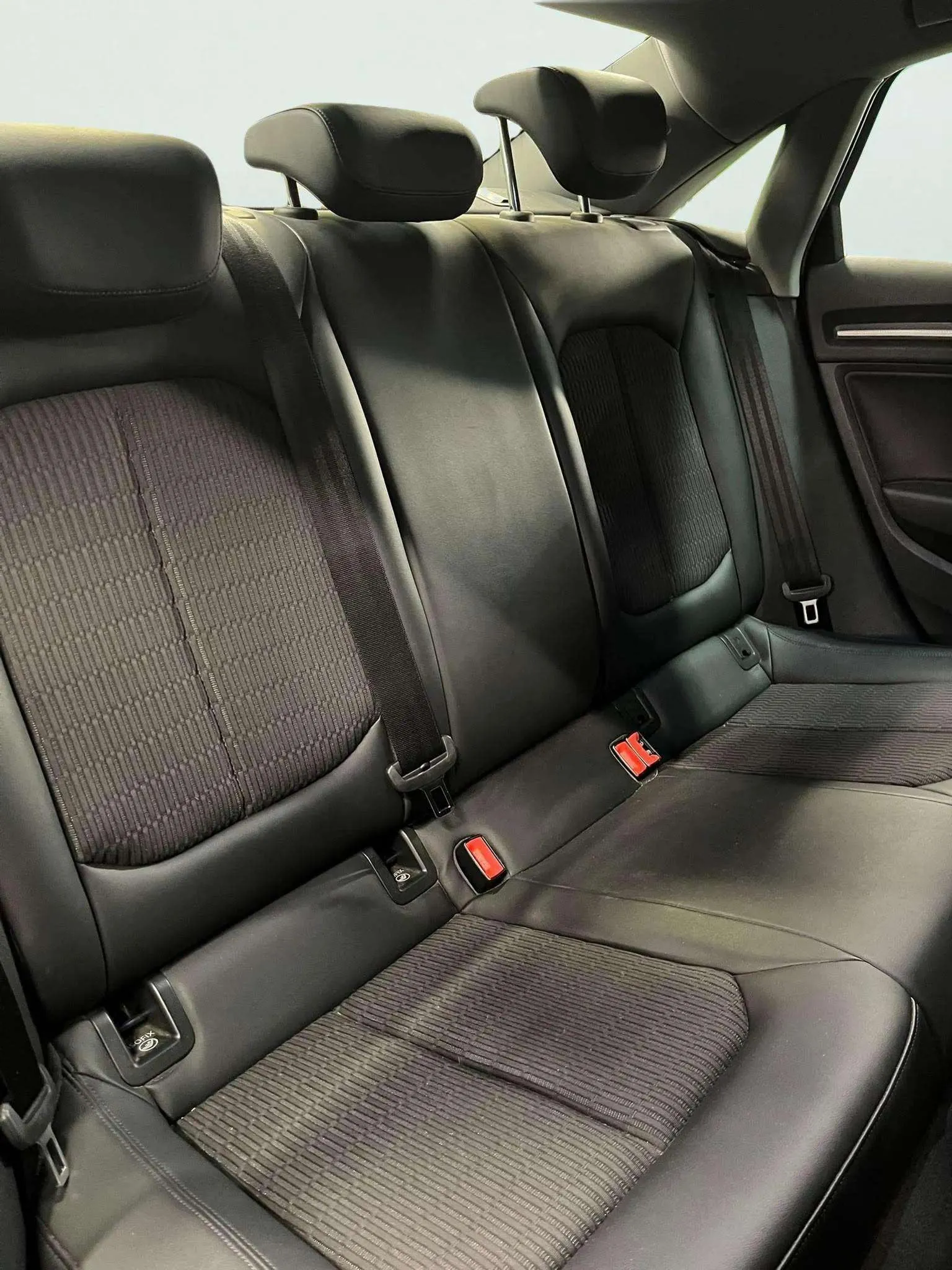 Audi A3 1.6 TDI Sedan - foto 25