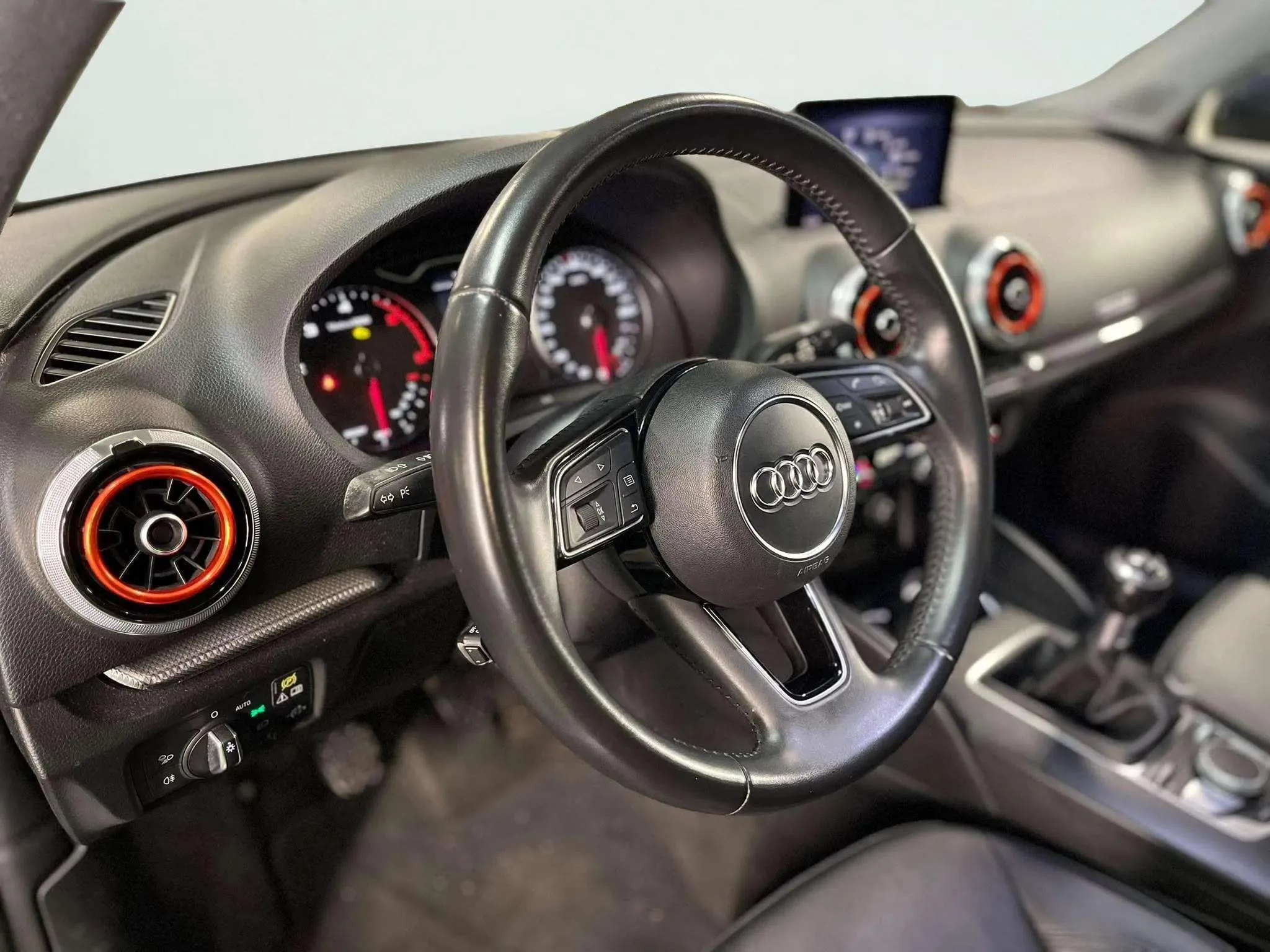Audi A3 1.6 TDI Sedan - foto 11