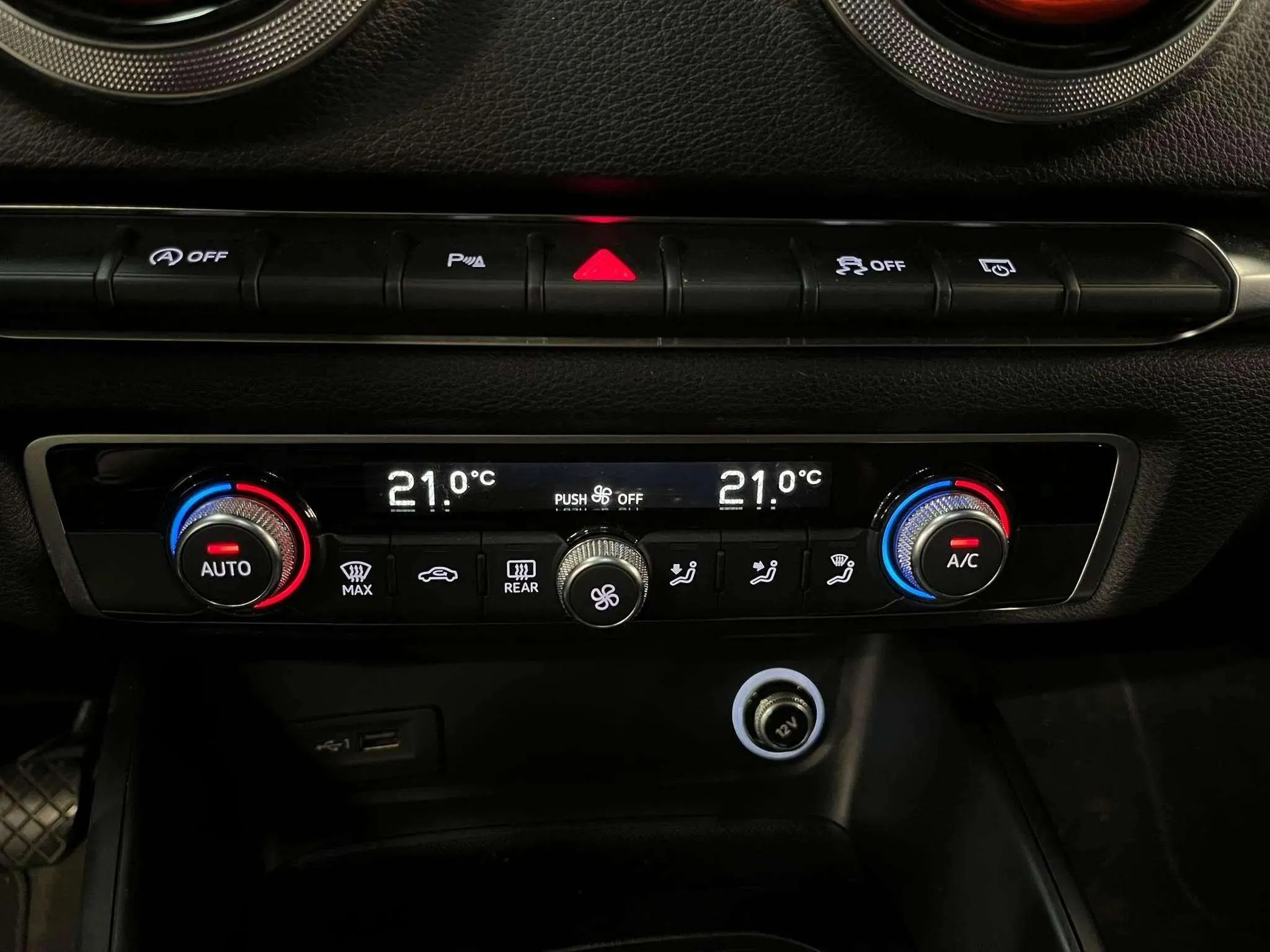 Audi A3 1.6 TDI Sedan - foto 21