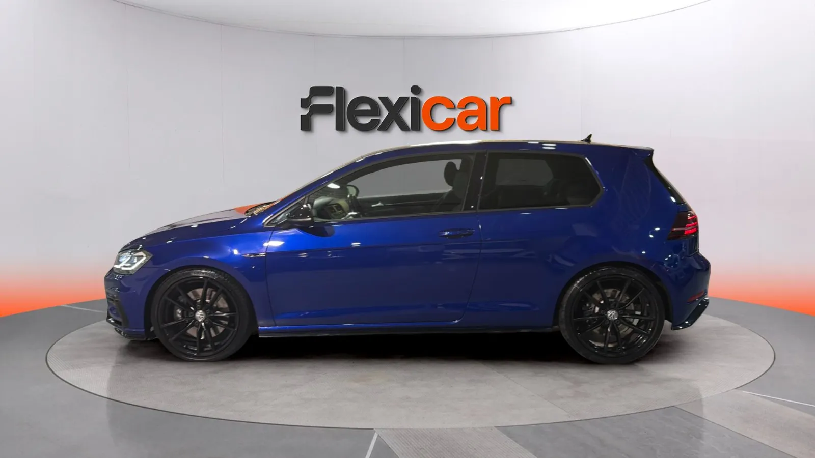 Volkswagen Golf R 2.0 TSI 4Motion DSG - foto 5