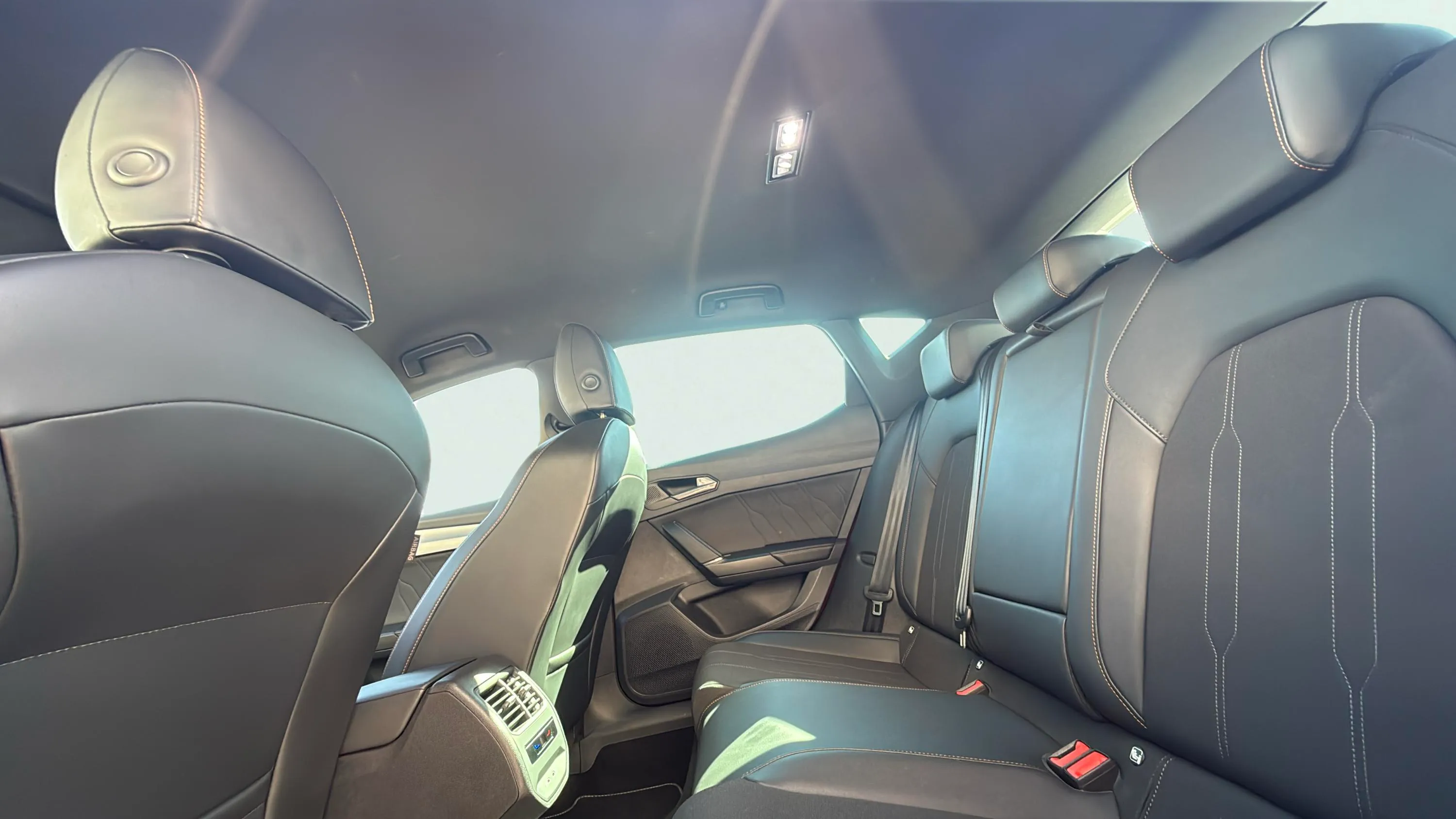 Cupra León 1.5 eTSI DSG - foto 17