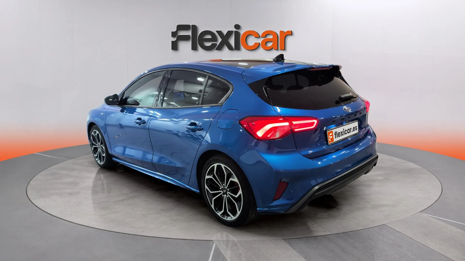 Ford Focus 1.0 EcoBoost ST-Line - foto 5