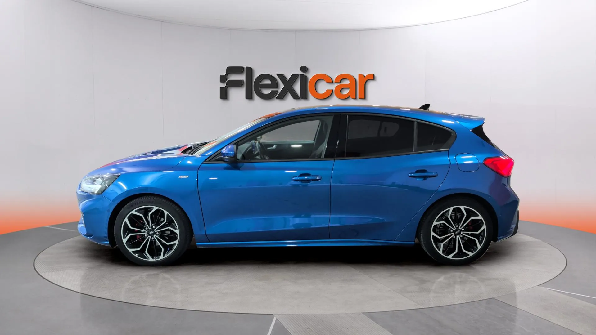 Ford Focus 1.0 EcoBoost ST-Line - foto 4