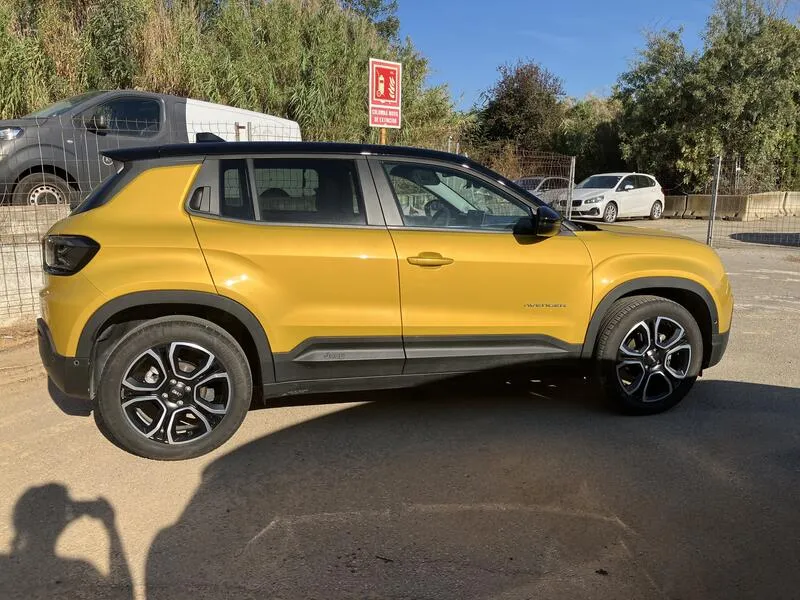 Jeep Avenger Summit 1.2 MT6 - foto 7