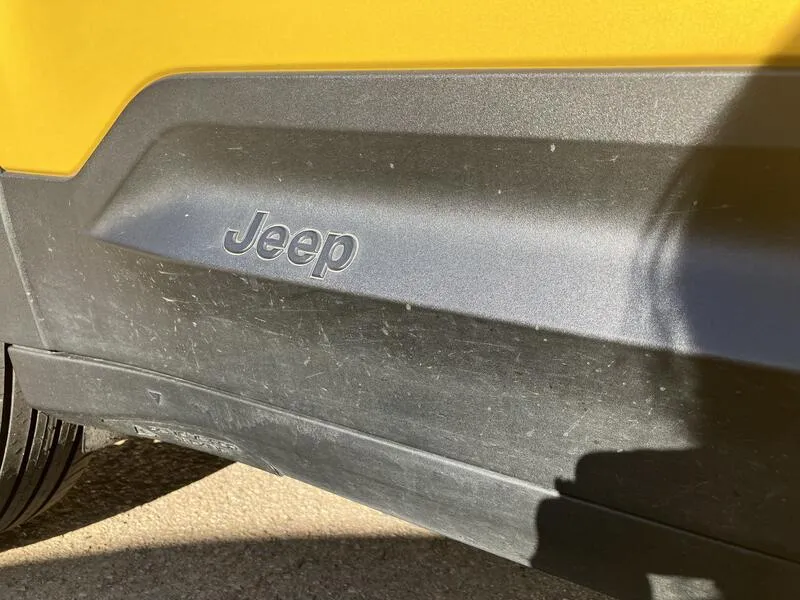 Jeep Avenger Summit 1.2 MT6 - foto 31