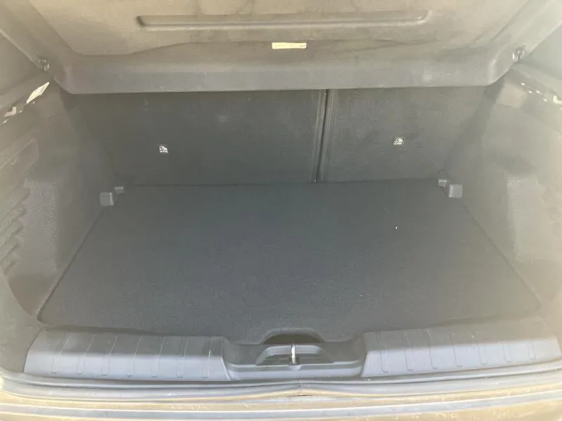 Jeep Avenger Summit 1.2 MT6 - foto 25