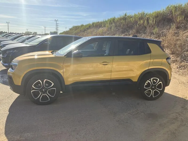 Jeep Avenger Summit 1.2 MT6 - foto 3