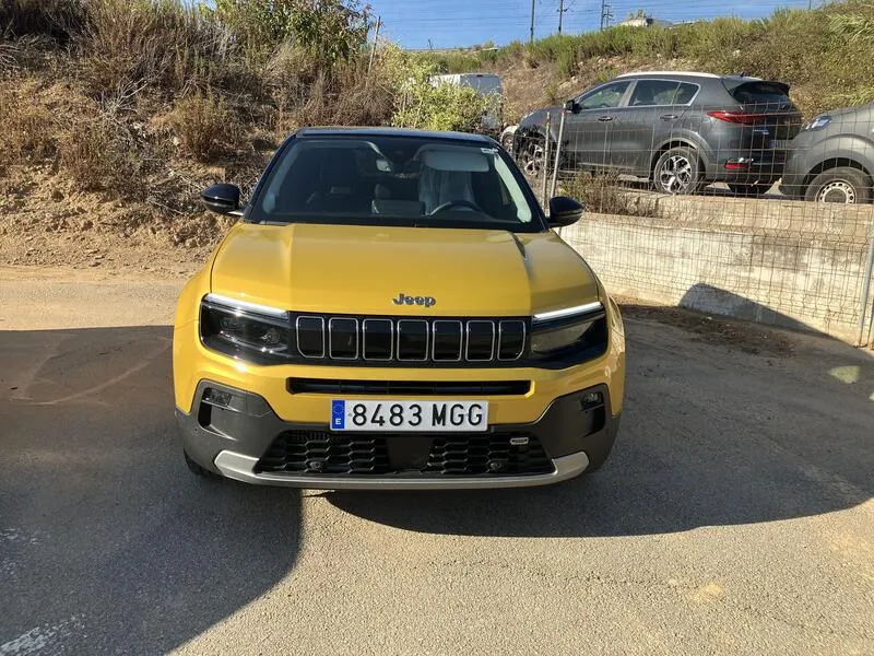 Jeep Avenger Summit 1.2 MT6 - foto 9