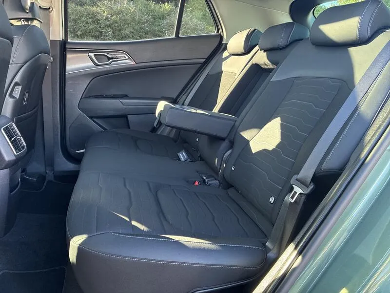 Kia Sportage 1.6 T-GDi Tech 4x2 - foto 13