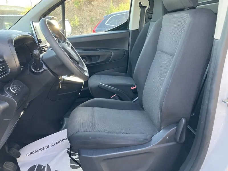 Opel Combo E Cargo 1.5 - foto 13